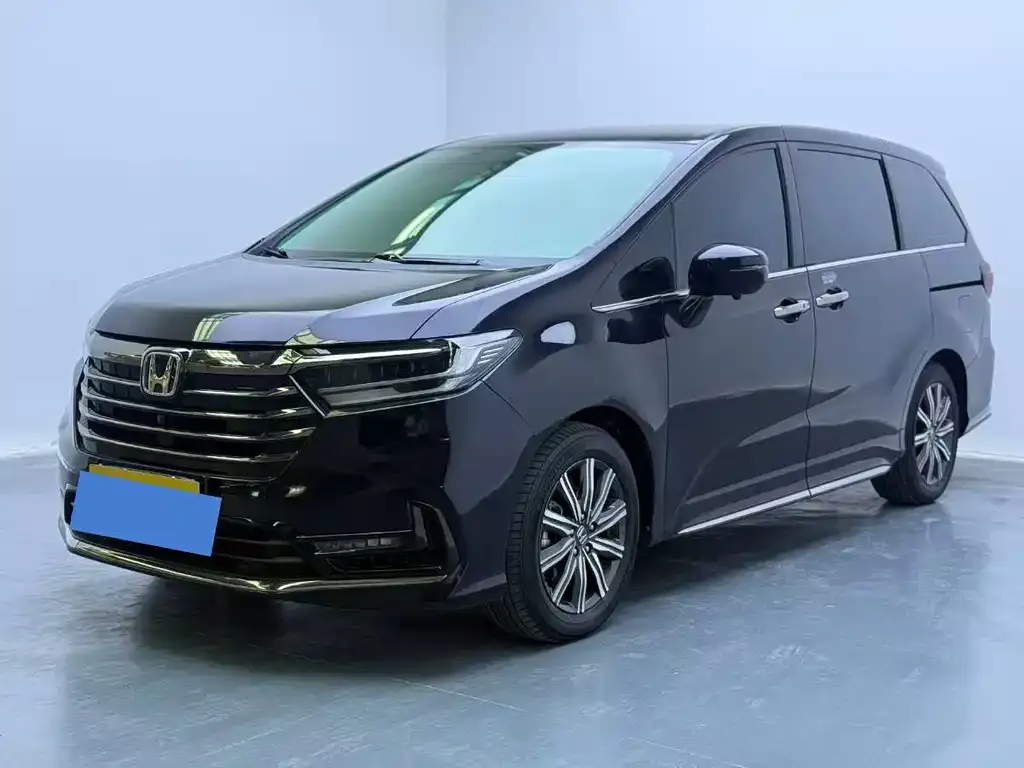 Honda Odyssey — фото 1