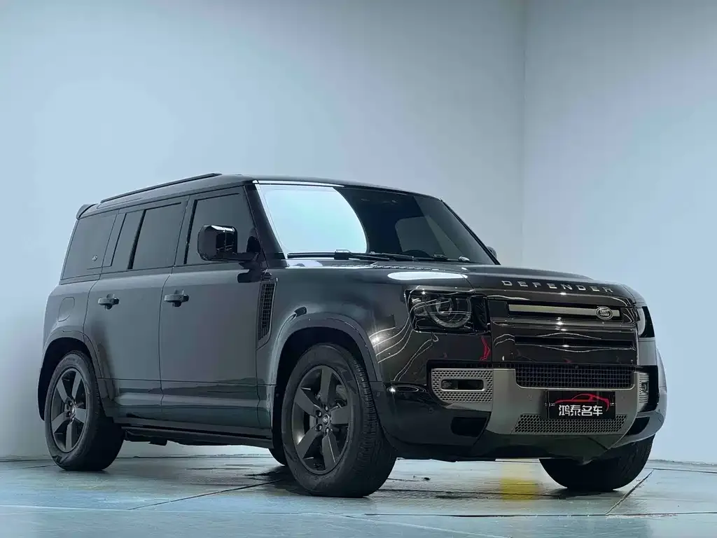 Land Rover Defender — фото 10