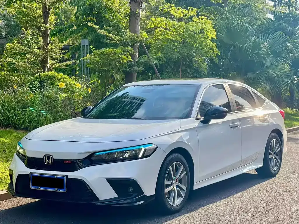 Honda Civic — фото 1