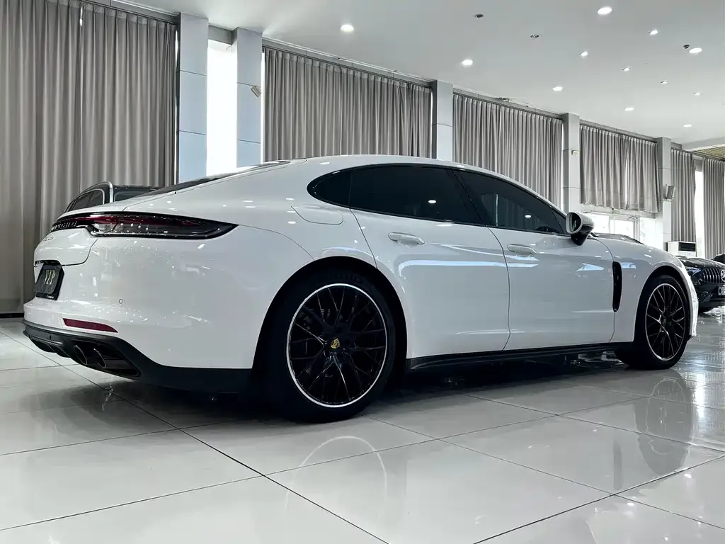 Porsche Panamera — фото 2