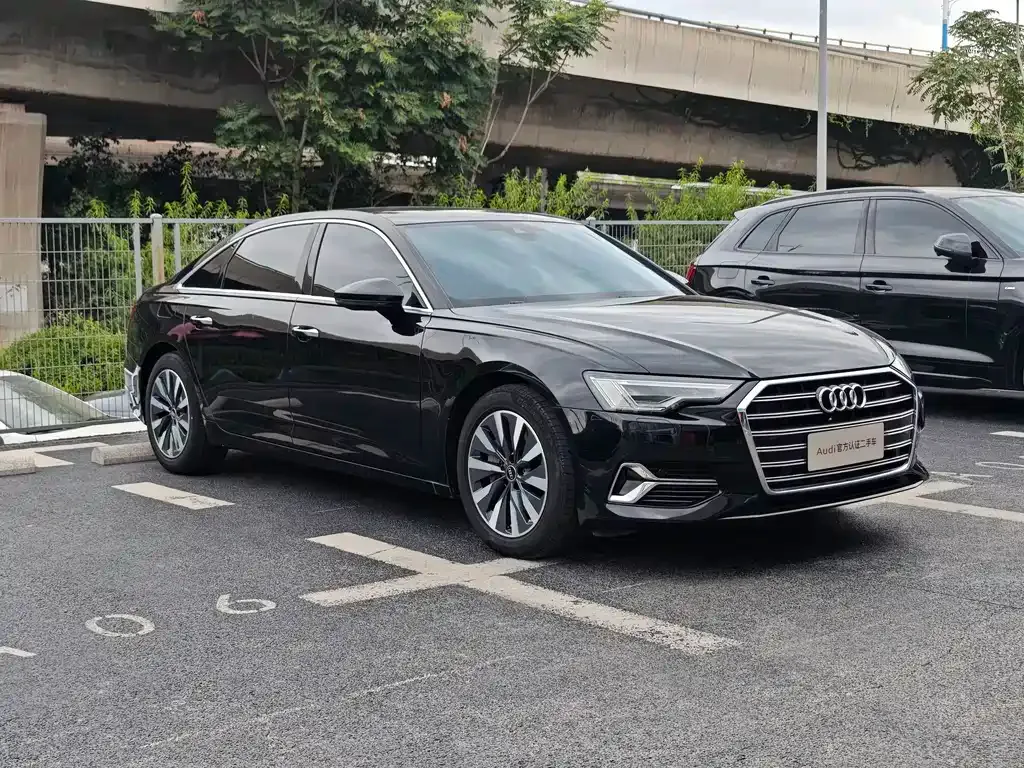 Audi A6L — фото 8