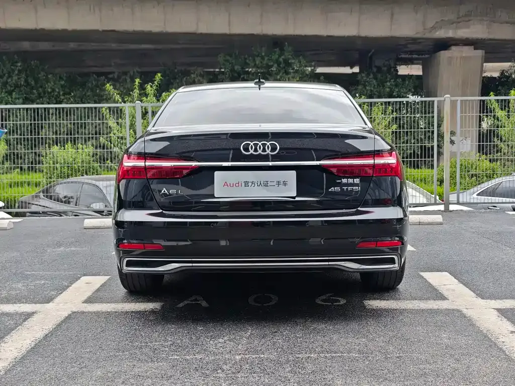Audi A6L — фото 5