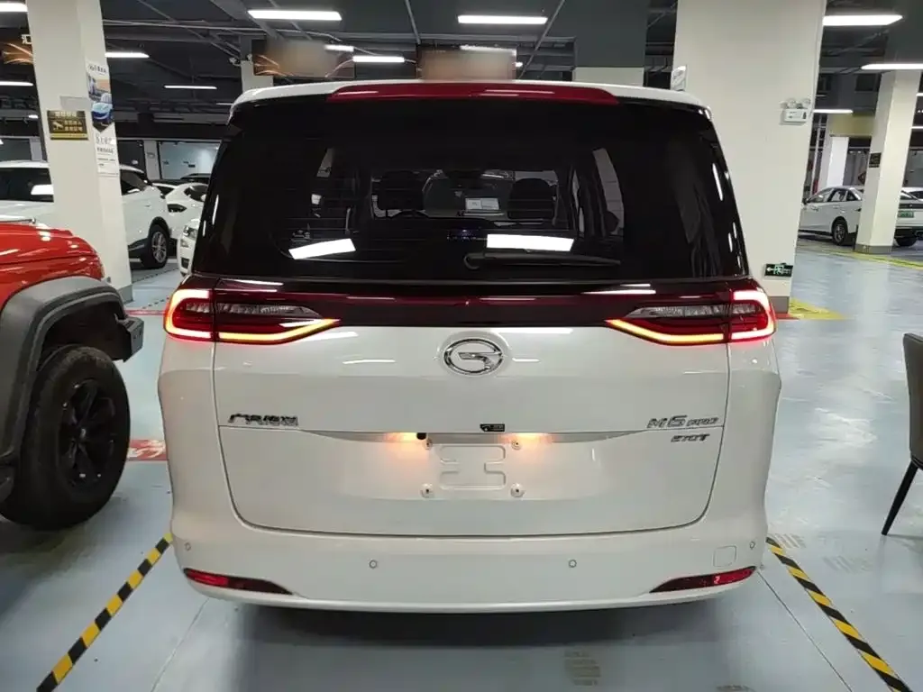 GAC Motor Trumpchi M6 — фото 10