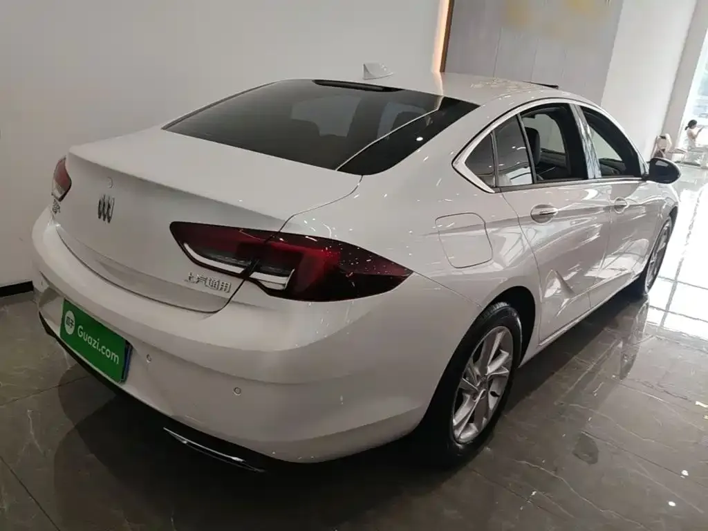 Buick Regal — фото 7