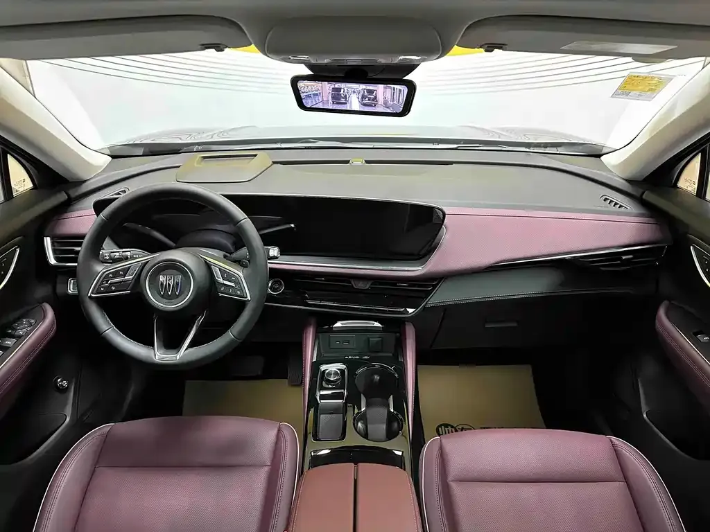Buick Envision Plus — фото 2