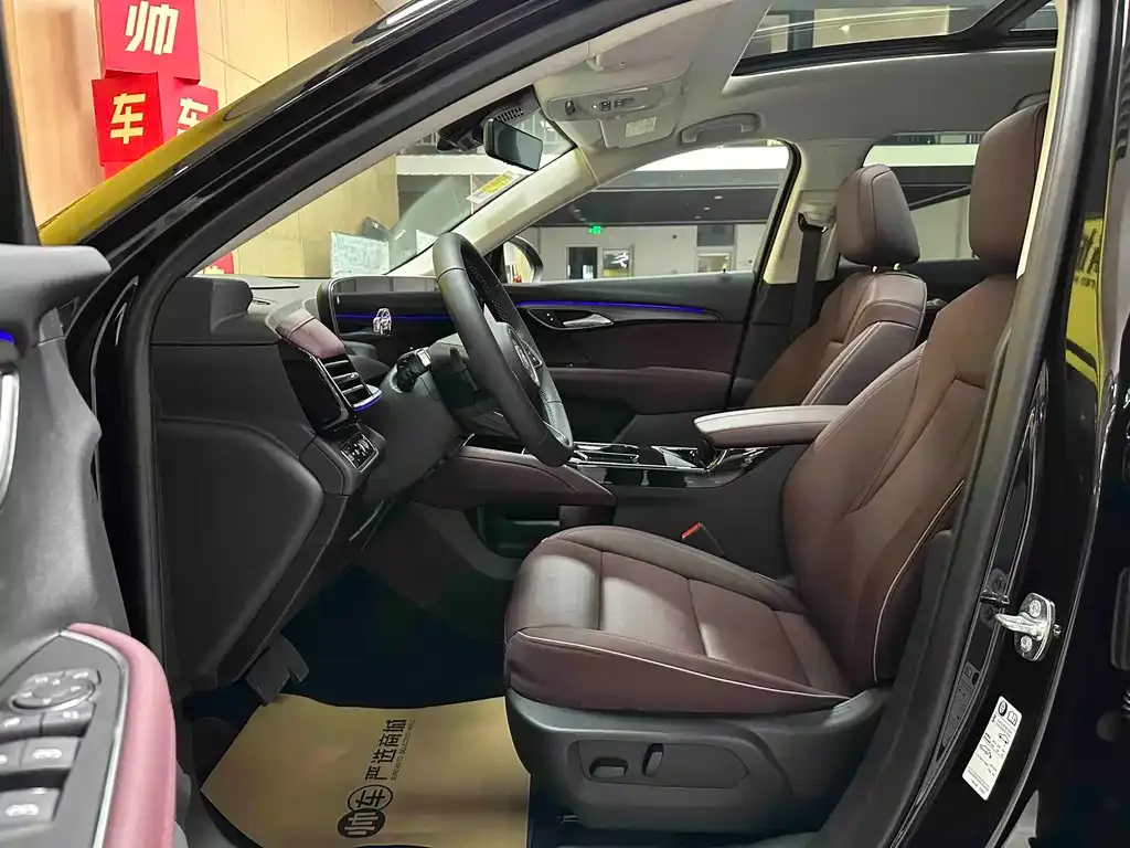 Buick Envision Plus — фото 4