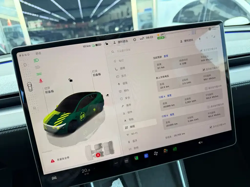 Tesla Model Y — фото 4