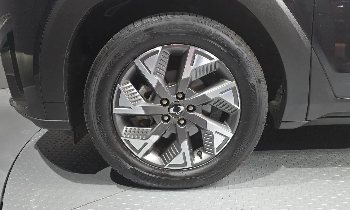 KG Mobility (Ssangyong) Torres — фото 3