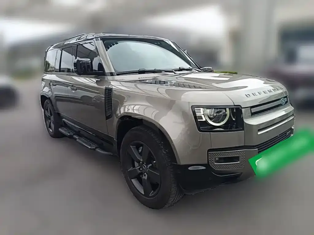 Land Rover Defender — фото 10