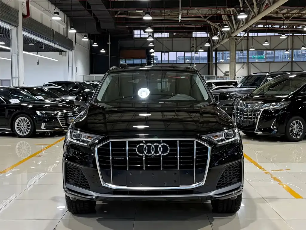 Audi Q7 — фото 5