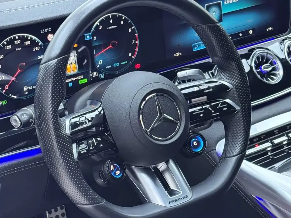 Mercedes-Benz AMG GT — фото 7