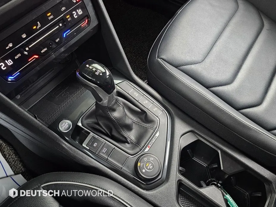 Volkswagen Tiguan — фото 7