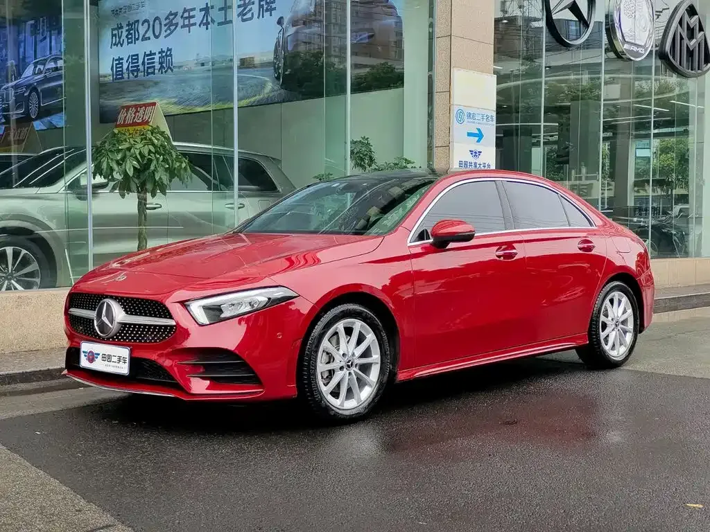 Mercedes-Benz A-Class — фото 1
