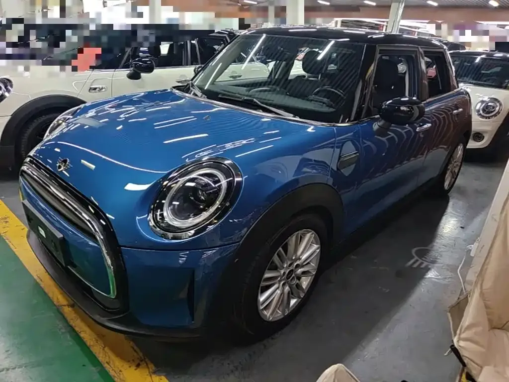MINI Cooper (3-door) — фото 1