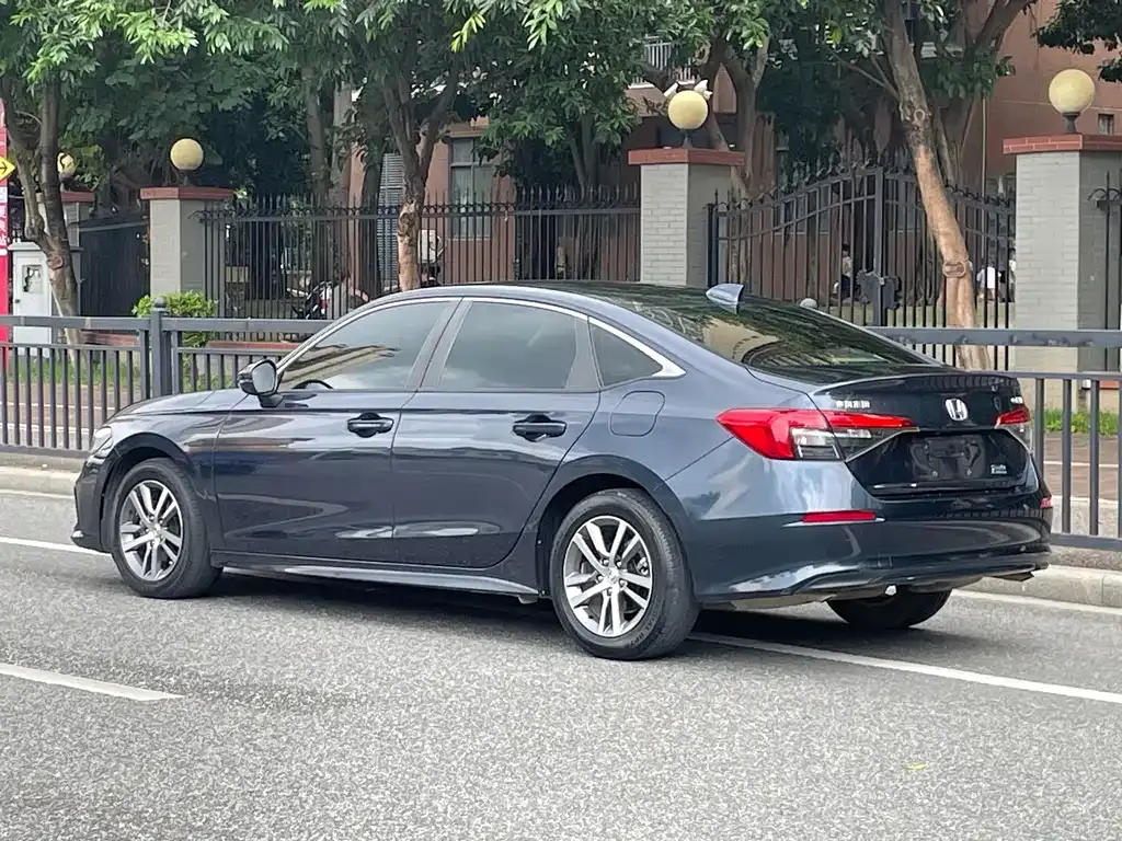 Honda Civic — фото 5