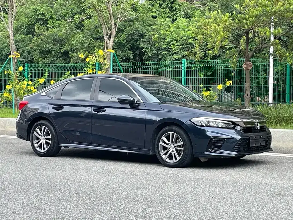 Honda Civic — фото 7