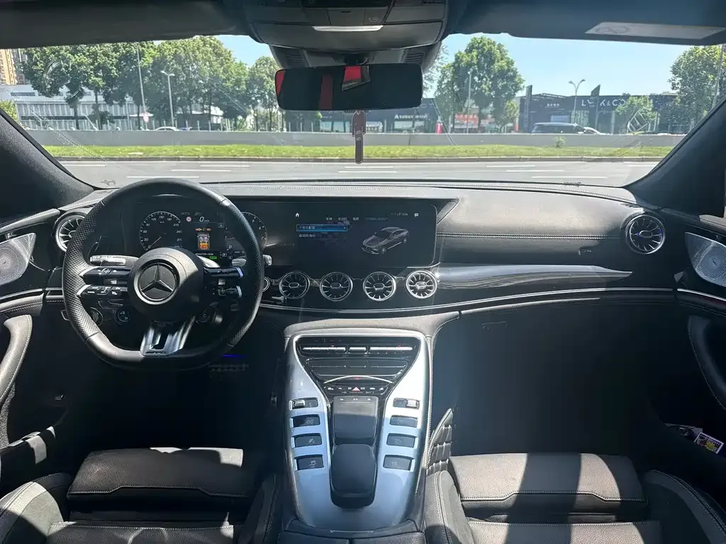 Mercedes-Benz AMG GT — фото 8