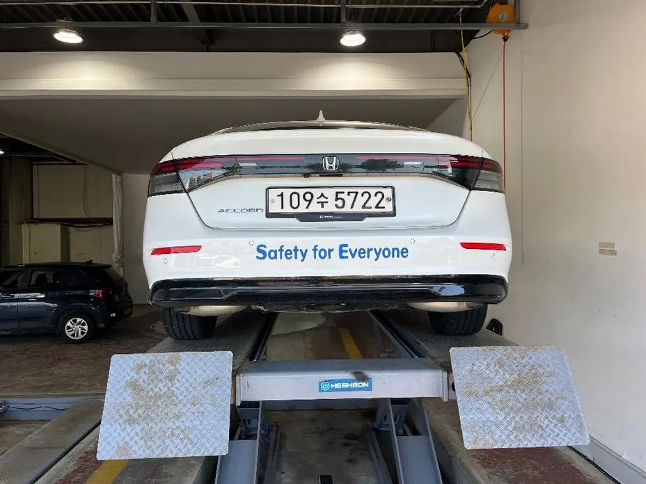 Honda Accord — фото 2