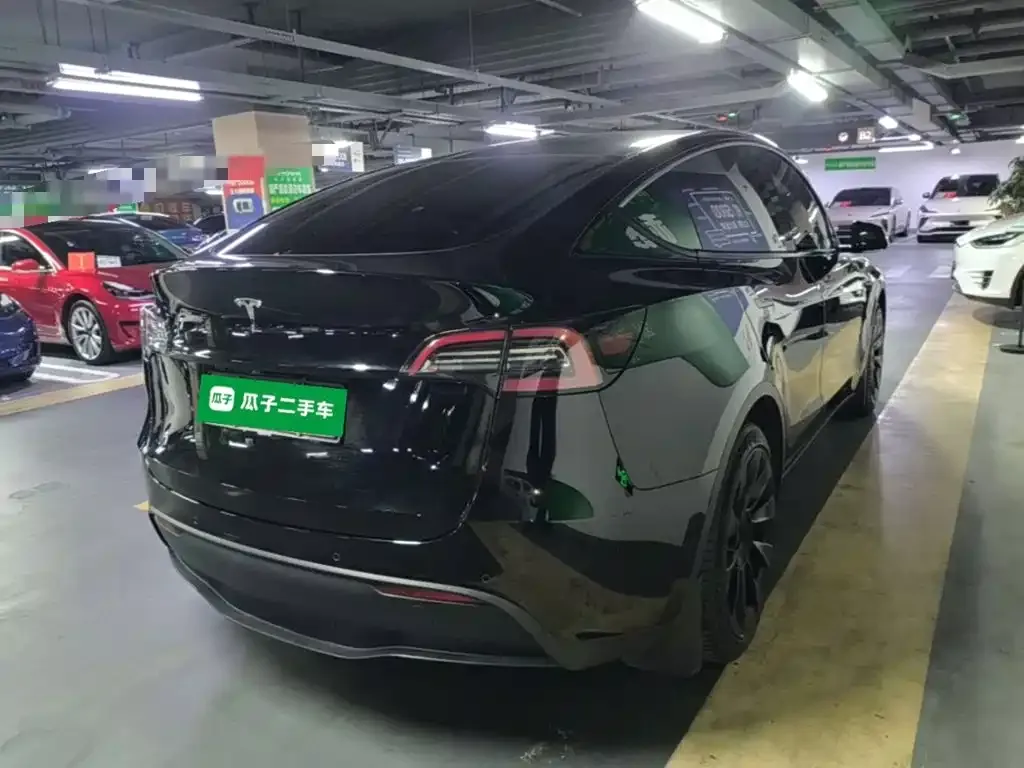 Tesla Model Y — фото 7