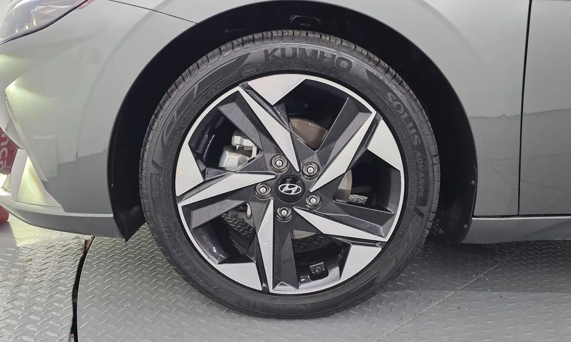 Hyundai AVANTE — фото 3