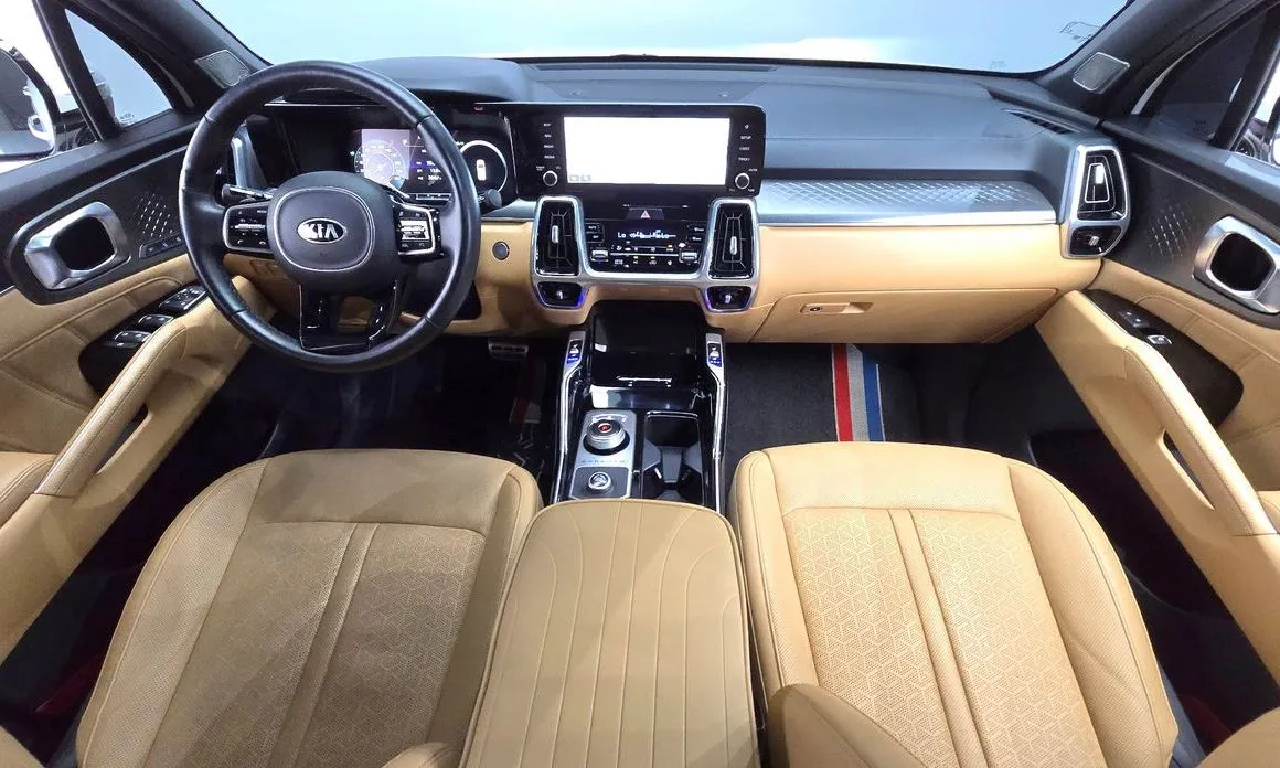 Kia Sorento — фото 9