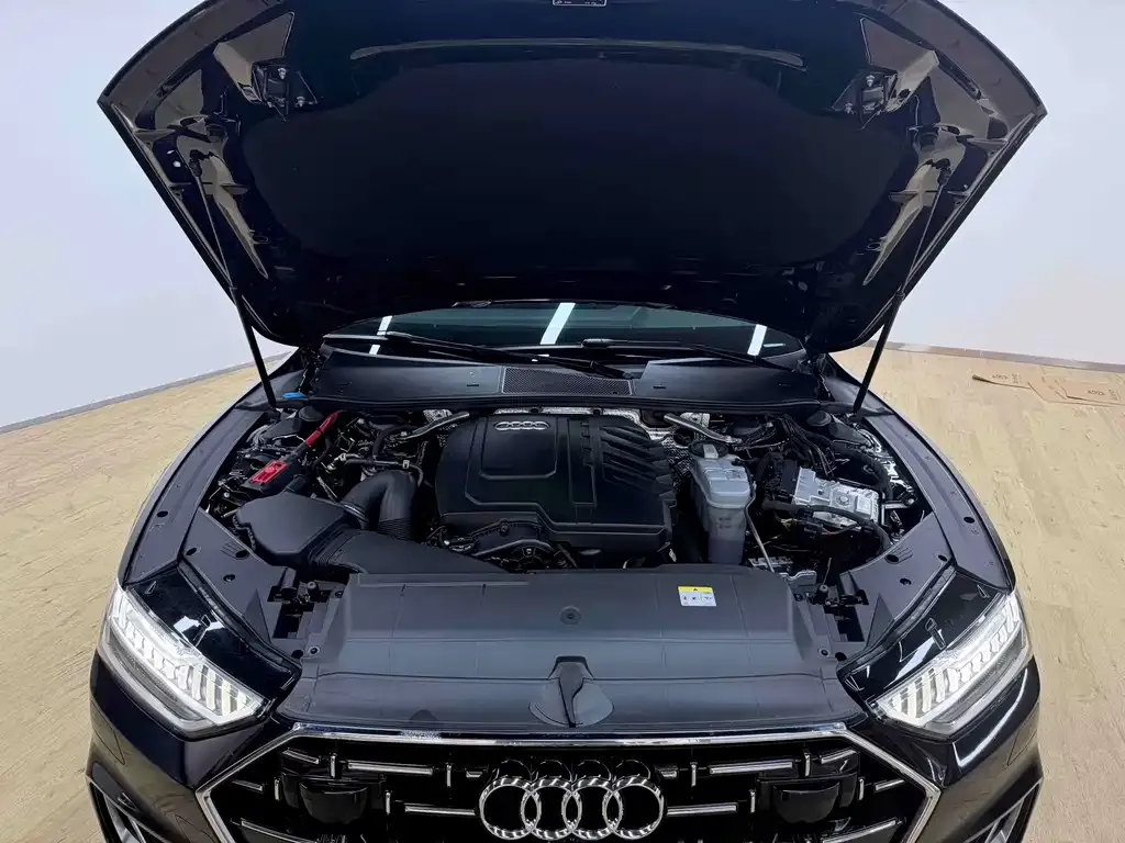 Audi A7L — фото 10