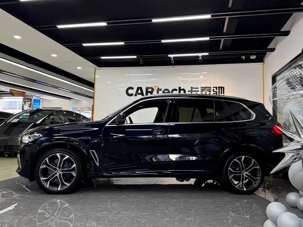 BMW X5 — фото 2