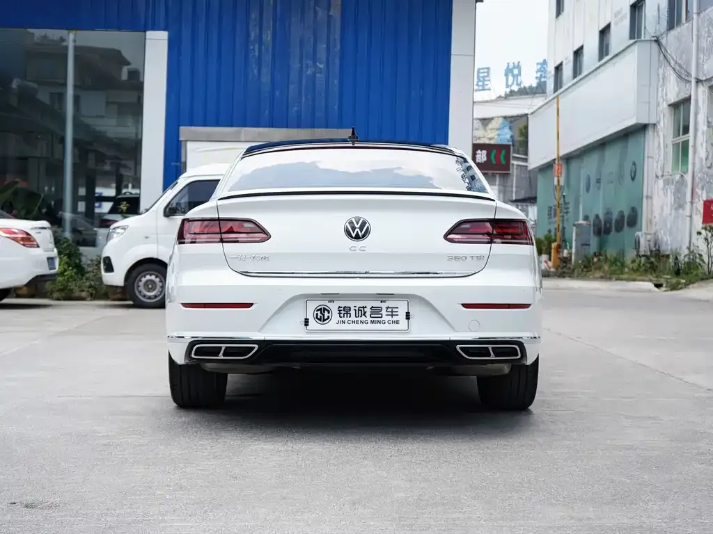 Volkswagen CC — фото 8