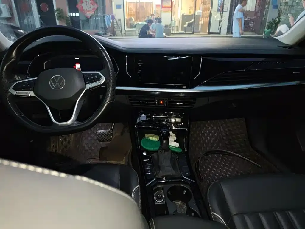 Volkswagen Passat — фото 8