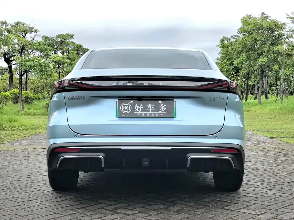 Geely Galaxy L6 — фото 6