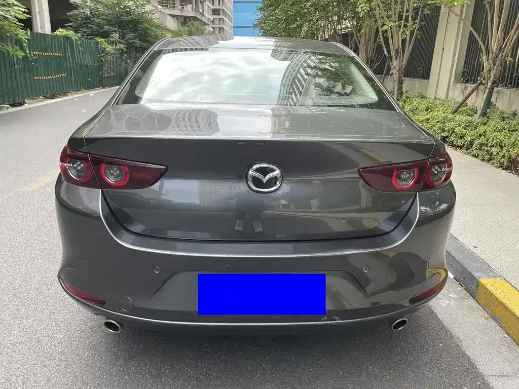Mazda 3 Axela — фото 2