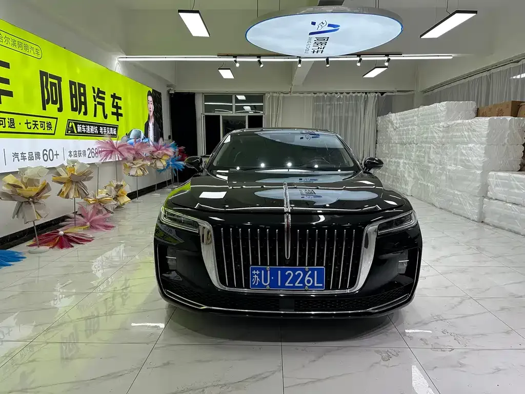 Hongqi H9 — фото 10