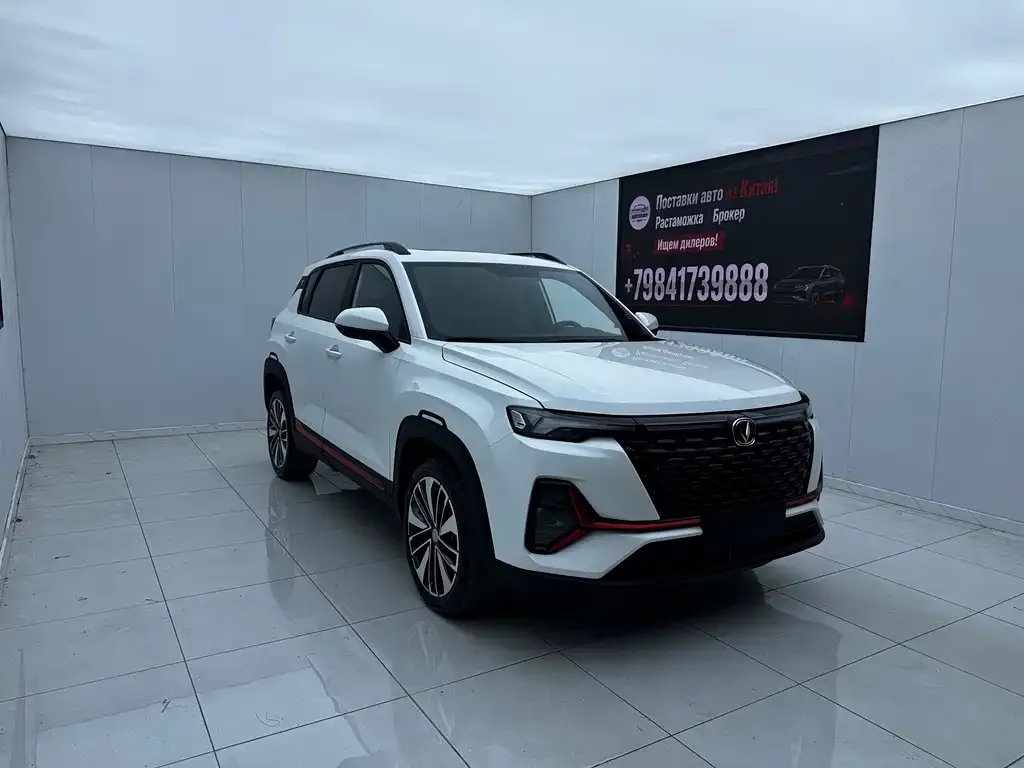 Changan CS35PLUS — фото 3