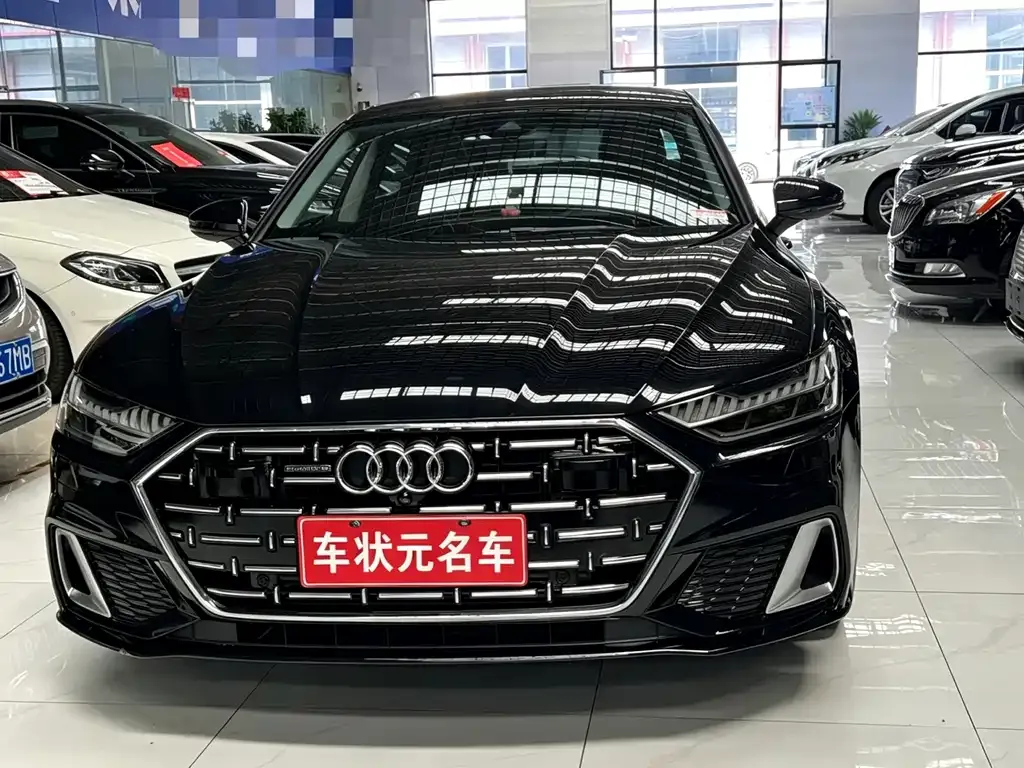 Audi A7L — фото 7