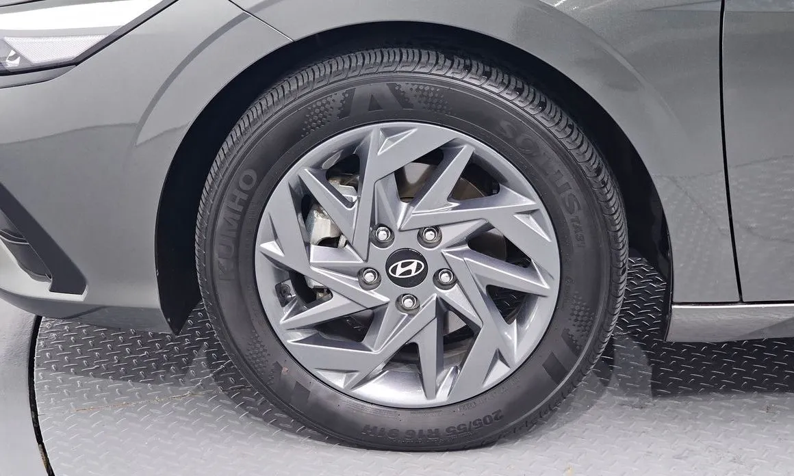 Hyundai AVANTE — фото 6