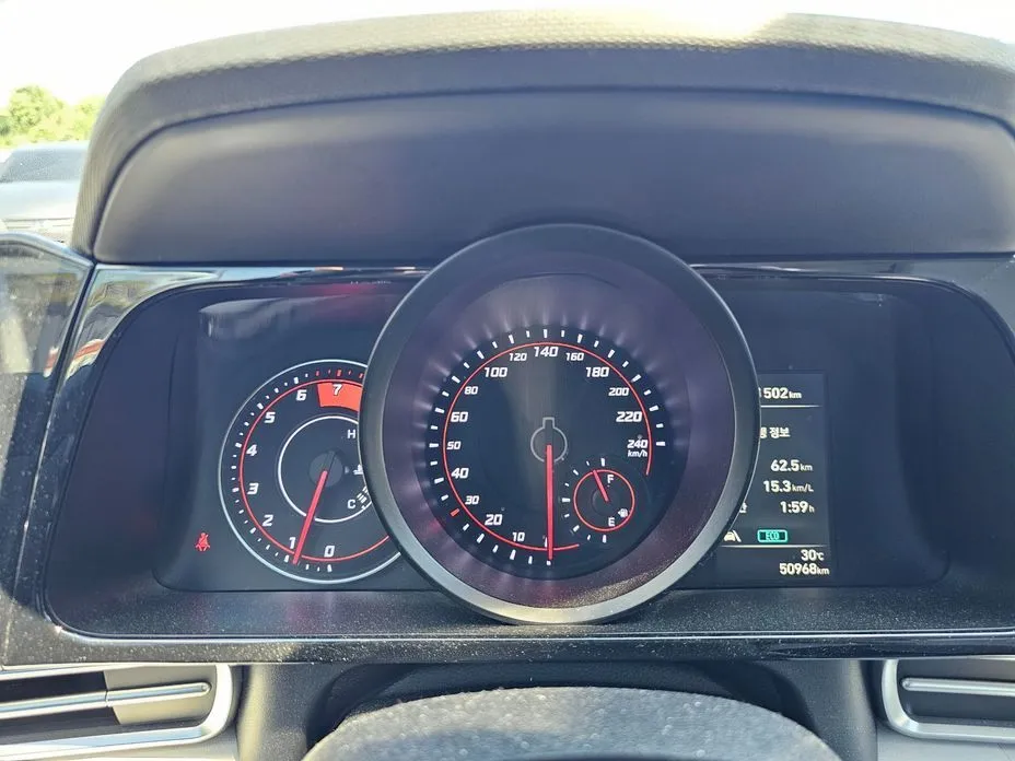 Hyundai AVANTE — фото 2