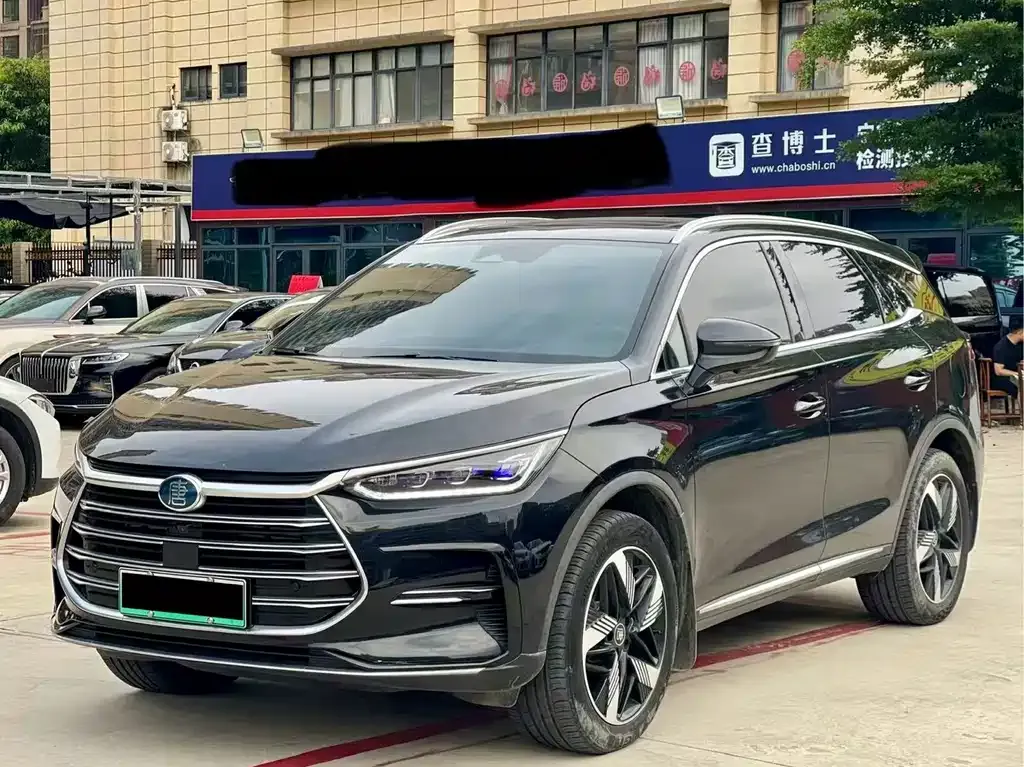 BYD Tang New Energy — фото 1