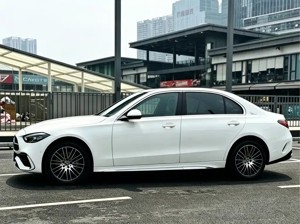 Mercedes-Benz C-Class — фото 8