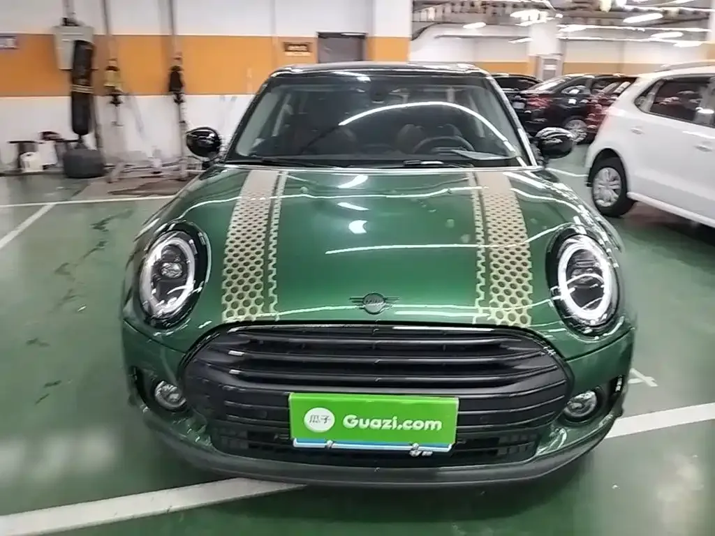 MINI Clubman — фото 3