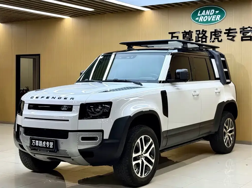 Land Rover Defender — фото 1