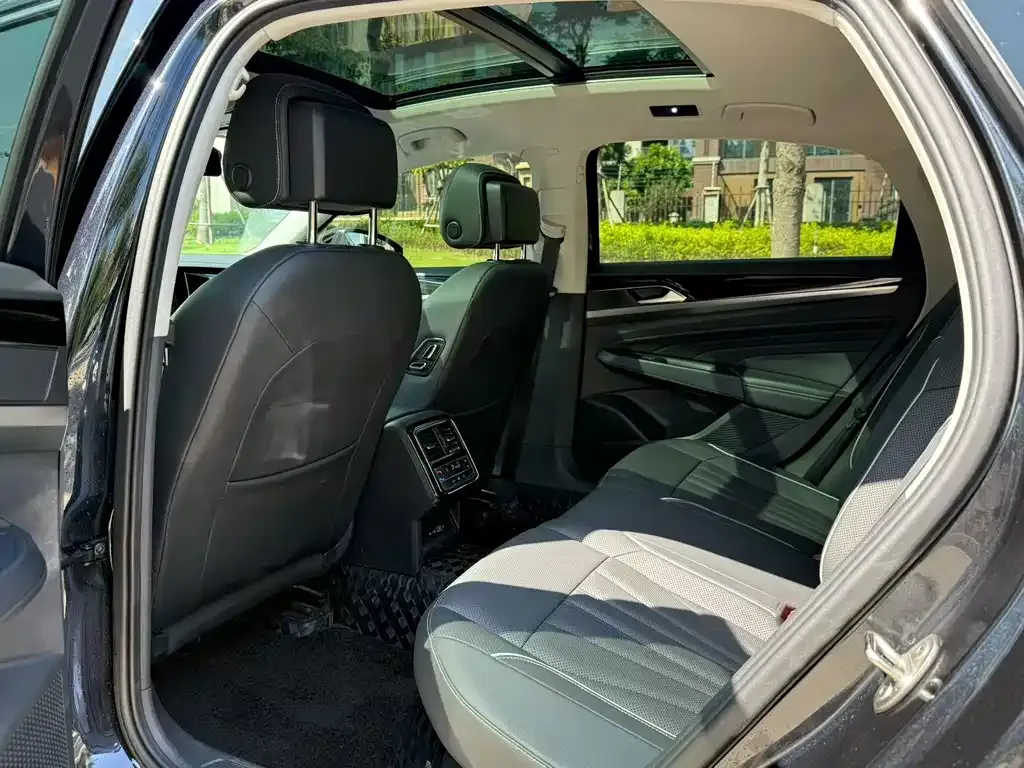 Volkswagen Passat — фото 3
