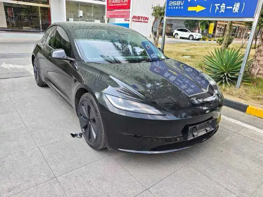 Tesla Model 3 — фото 6