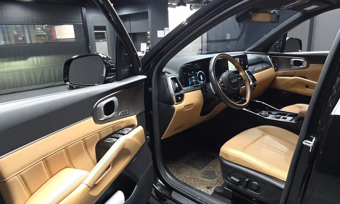 Kia Sorento — фото 5