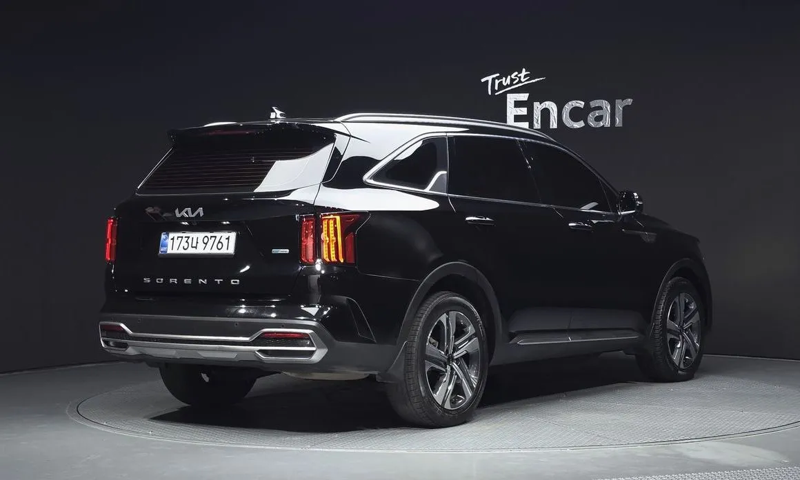 Kia Sorento — фото 4