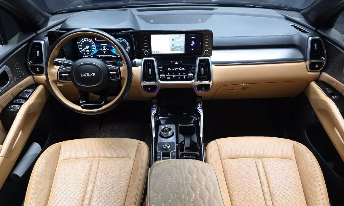 Kia Sorento — фото 10
