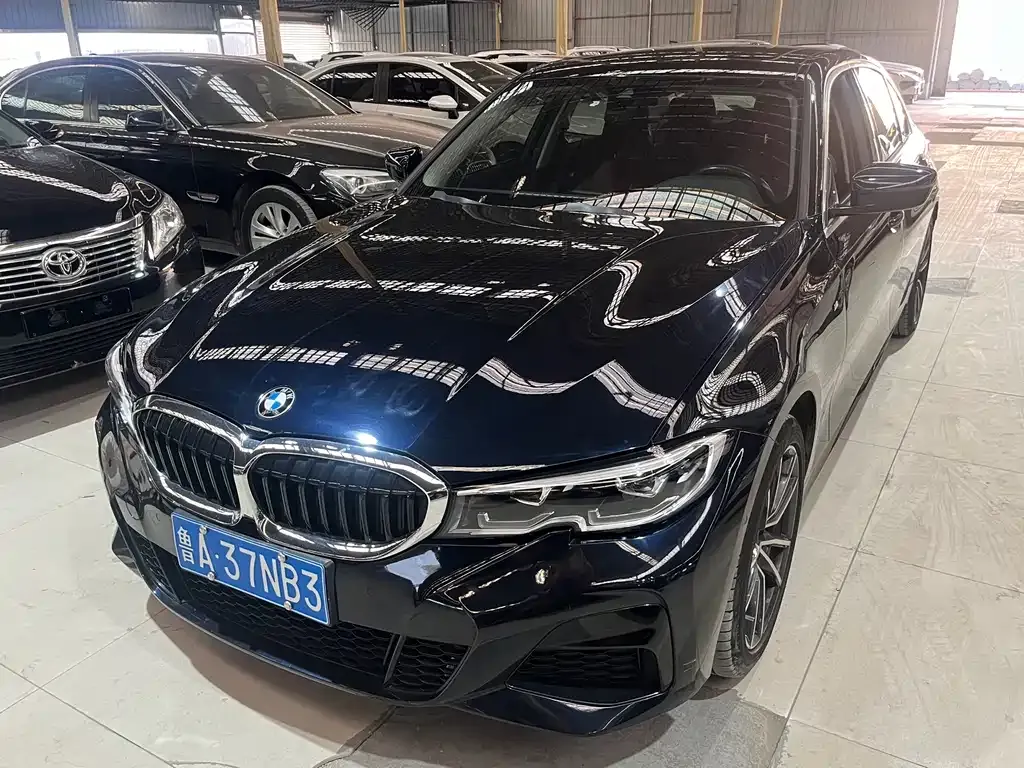 BMW 3 Series — фото 1