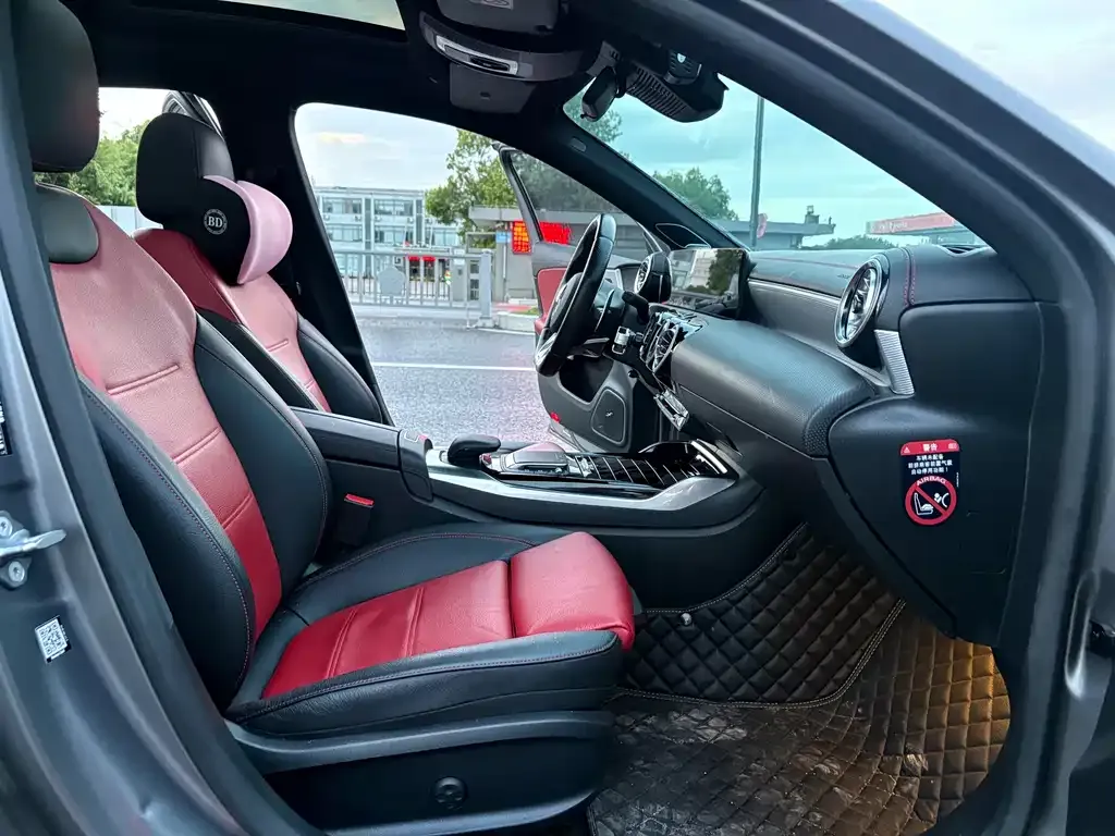Mercedes-Benz A-Class AMG — фото 3