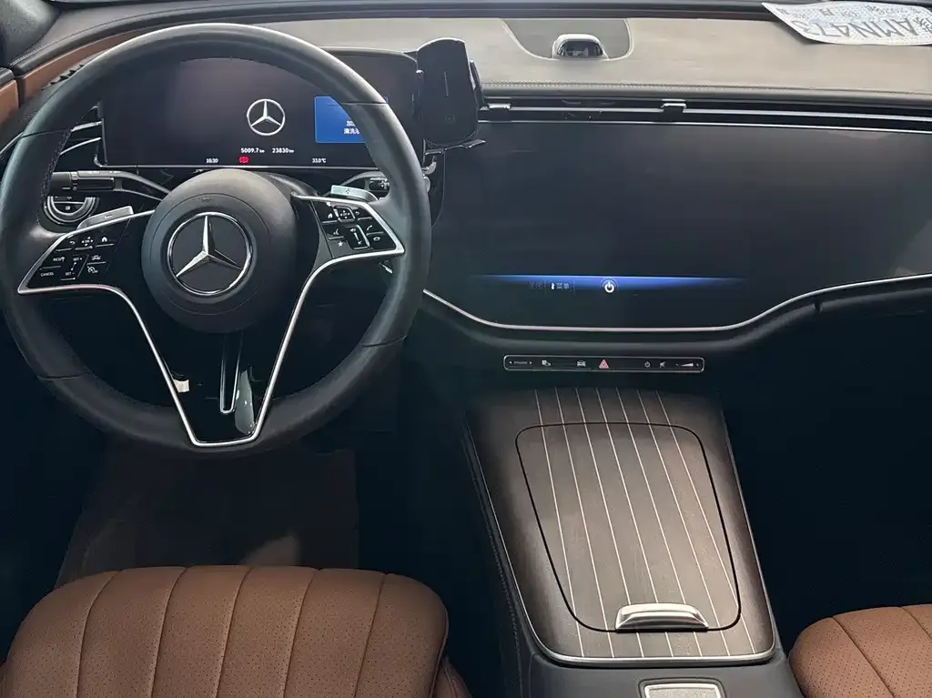 Mercedes-Benz E-Class — фото 10