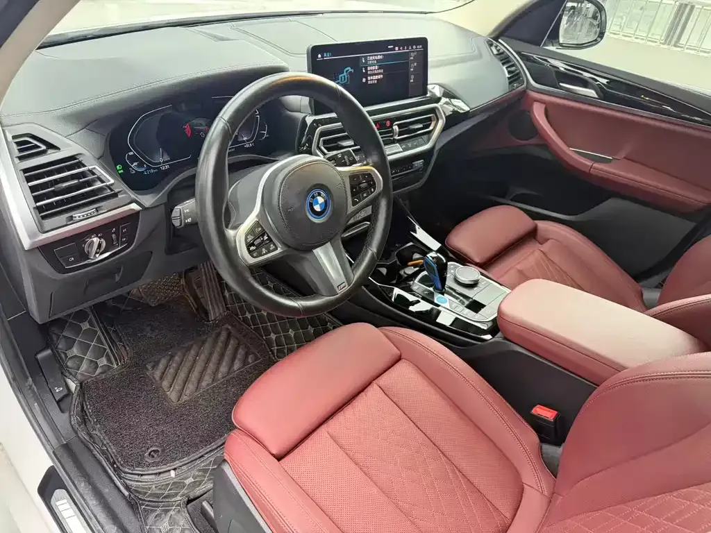 BMW iX3 — фото 2