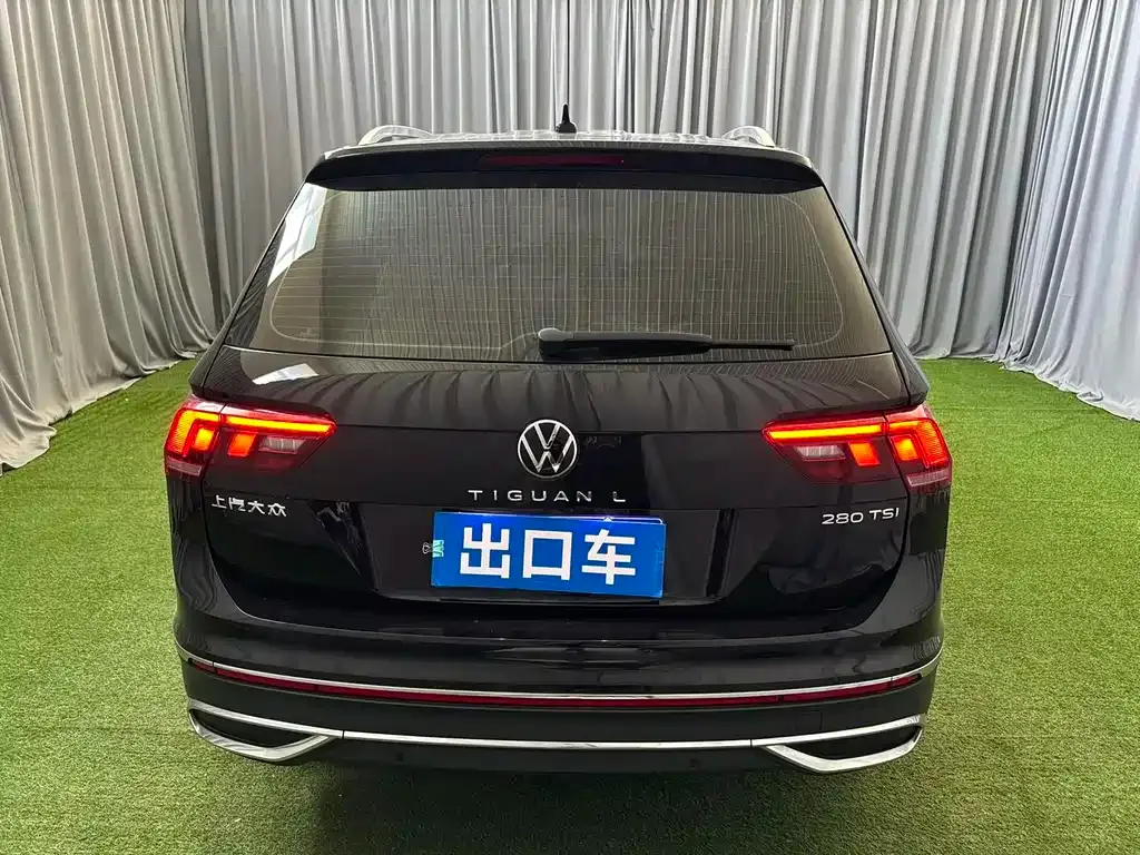 Volkswagen Tiguan L — фото 6